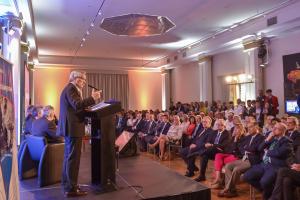El Canciller Solá durante el acto